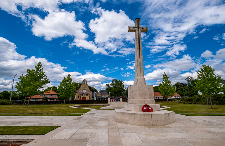 5 zaken die je nog niet wist over Hooge Crater Cemetery